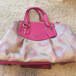 Coach convertible bag. Cross body or arm bag